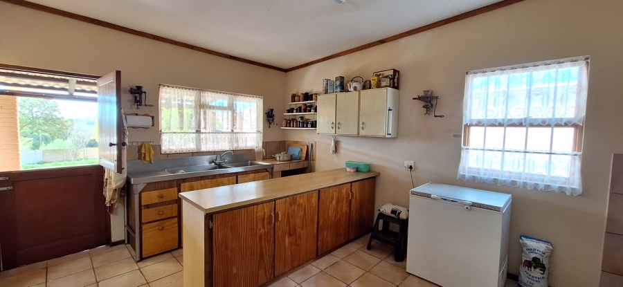 4 Bedroom Property for Sale in Albertinia Western Cape